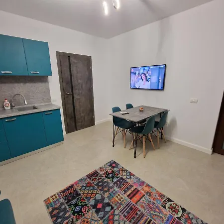 Apartment Yza *